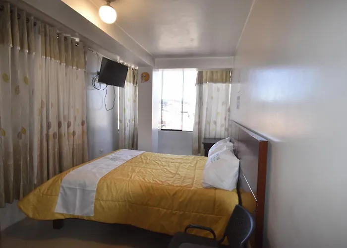 Sayri's Guest house *